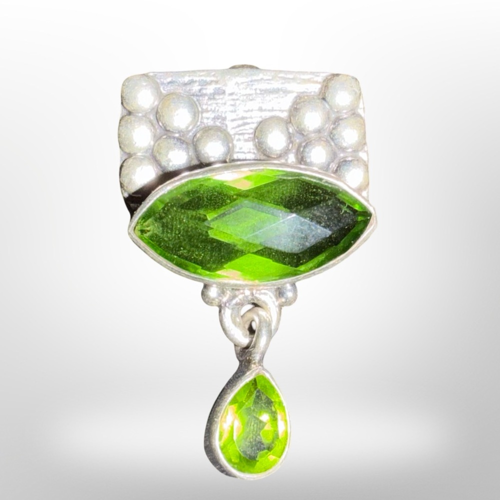 Sterling Silver And Natural Peridot Pendant 4.75 Grams